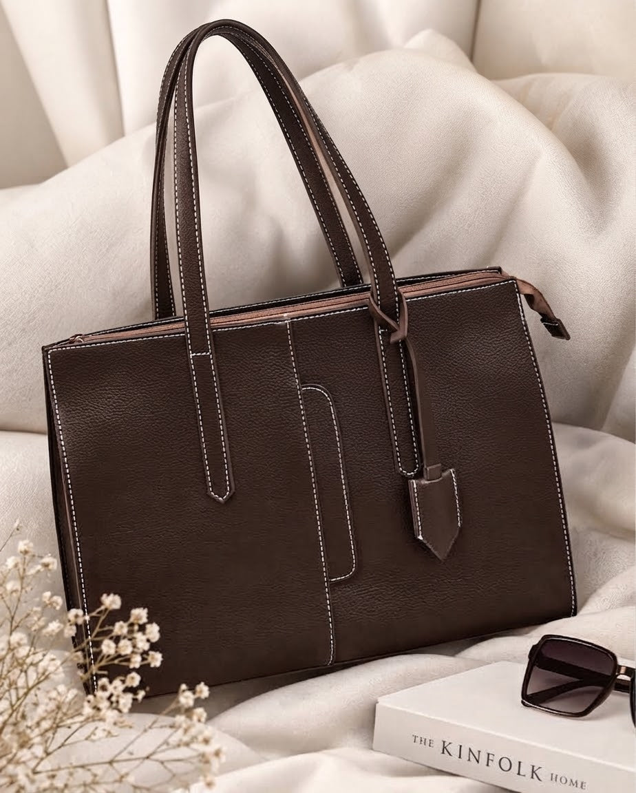 Elegant structured tote bag in dark brown